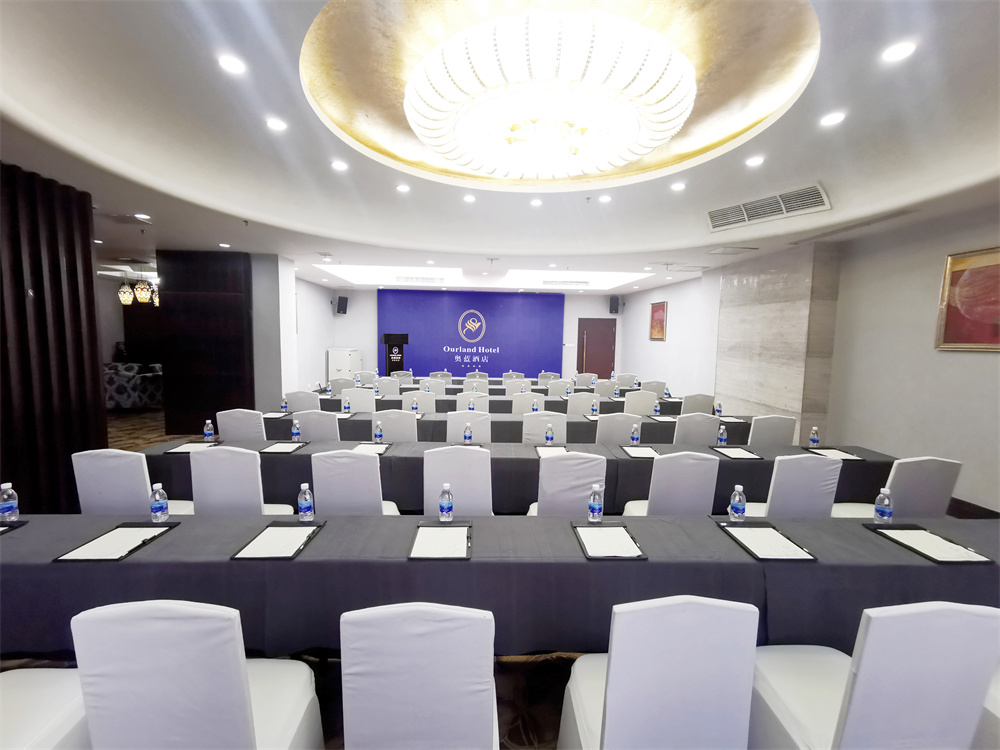 3楼 多功能2中.jpg